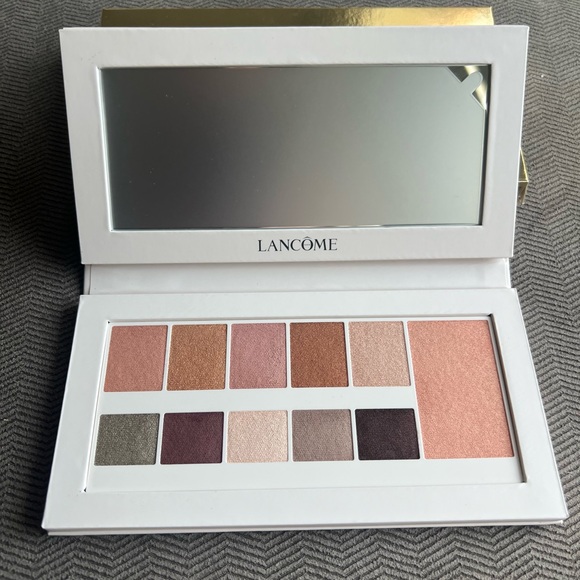 Lancome Eyeshadow and Blush Palette - Brand New - Picture 4 of 6